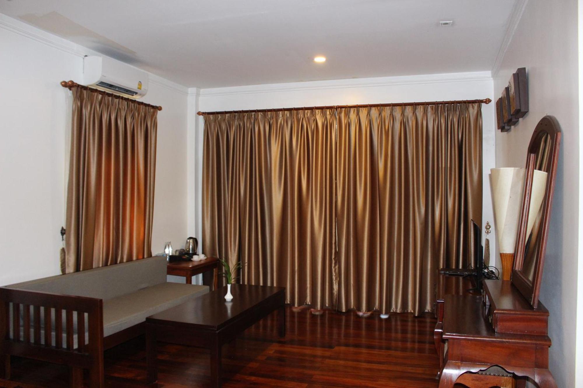 Lux Hotel Luang Prabang Exterior foto